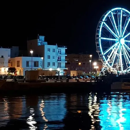 Casetta Sul Porto Antico Piano Primo Casa vacanze Monopoli