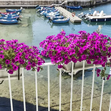 Casetta Sul Porto Antico Piano Primo Monopoli