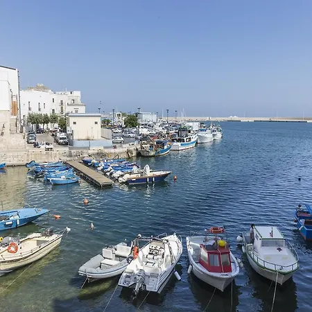 Casa vacanze Casetta Sul Porto Antico Piano Primo