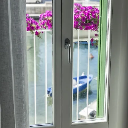 Casa vacanze Casetta Sul Porto Antico Piano Primo *